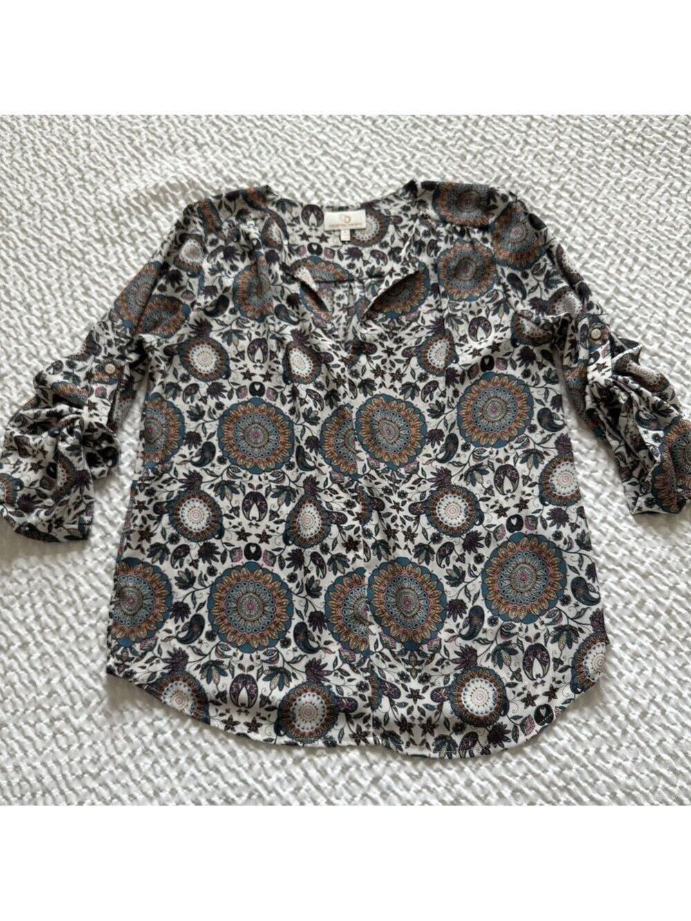Paisley Print Split V-Neck, 3/4 Sleeve Blouse, Multicolor, Size Small - Picture 1 of 8